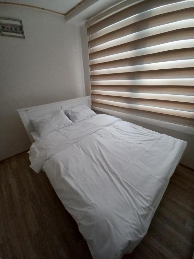 J&J Guesthouse Jeonju Exterior photo